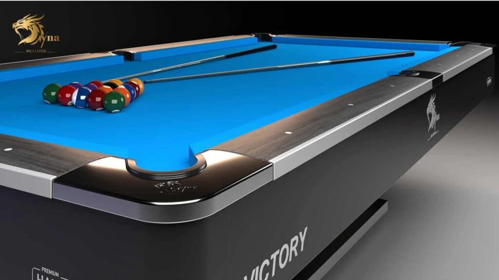 So Sánh Bàn Bida Lỗ Và Bàn Bida Carom – Khác Biệt Từ Luật Chơi Đến Cấu Tạo 4 BÀN BIDA LỖ DYNA VICTORY