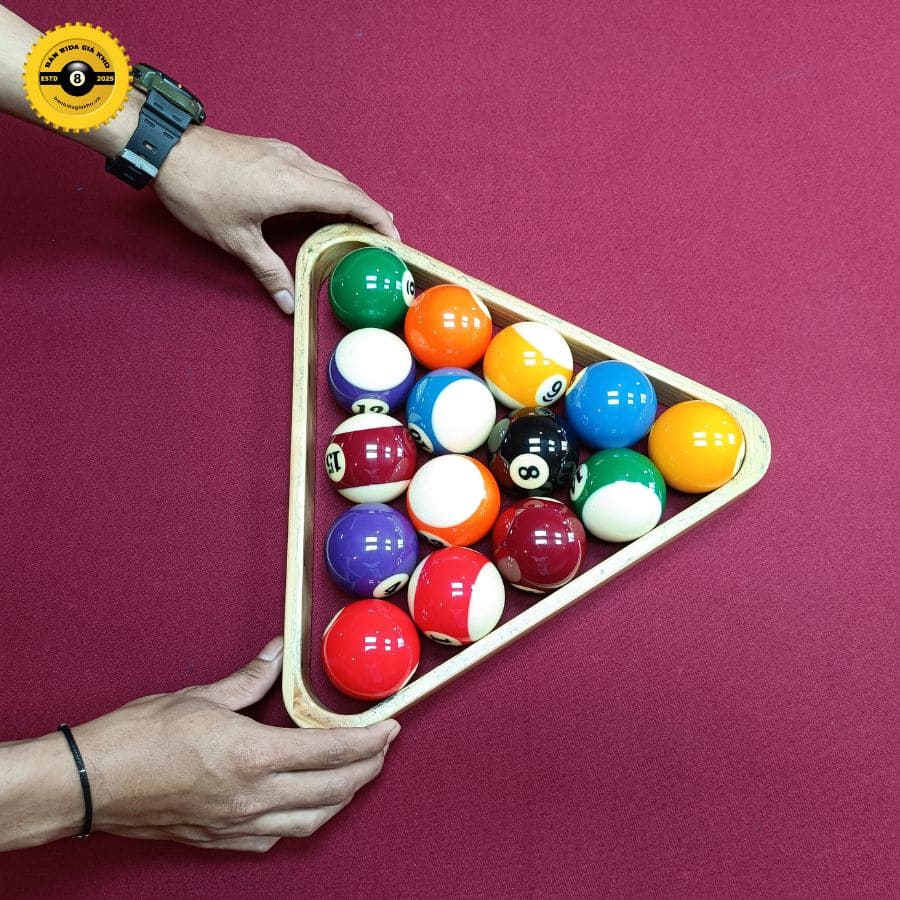 Bàn bida lỗ là gì? Phân loại các loại bàn bida lỗ phổ biến hiện nay 2 Cách xếp bi theo luật chơi bida lỗ